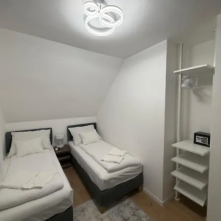 Ady80 Сasa de vacaciones Balatonmáriafürdő